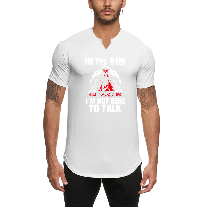 เสื้อยืดวิ่งน้ำหนักเบาสำหรับผู - Running Gear Tank บทวิจารณ์และราคา